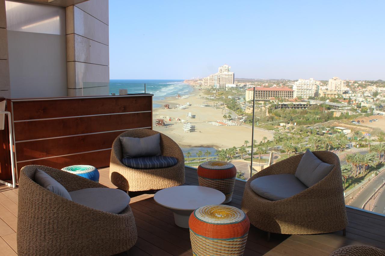 First Class Marina Herzlia Herzliya Bagian luar foto